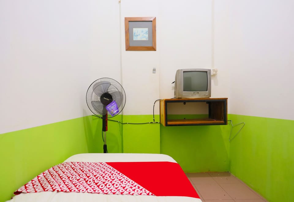 Classic Double Room | WiFi (free), bed sheets