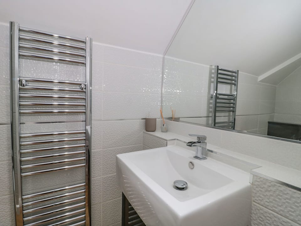 Forever Summer Cottage in Lymington