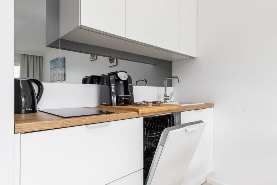 The kitchenette lets you prepare all your favorite meals