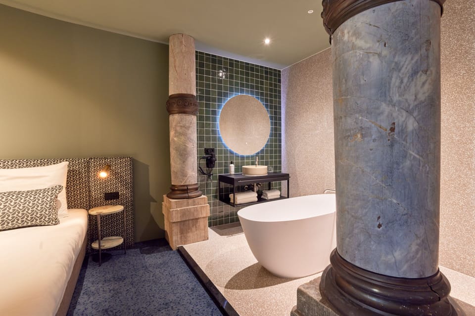 Royal Double Room | Hypo-allergenic bedding, minibar, in-room safe, individually decorated