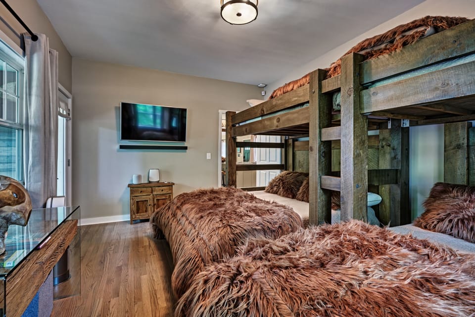 Guest Bedroom 2