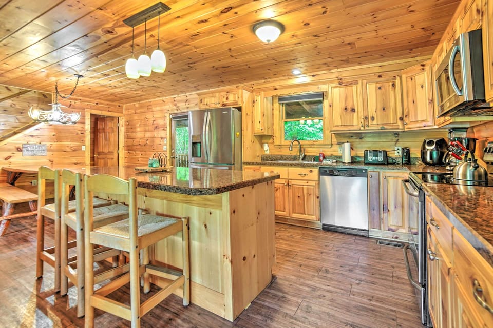 Fully Equipped Kitchen | Counter Seating | Coffee Maker