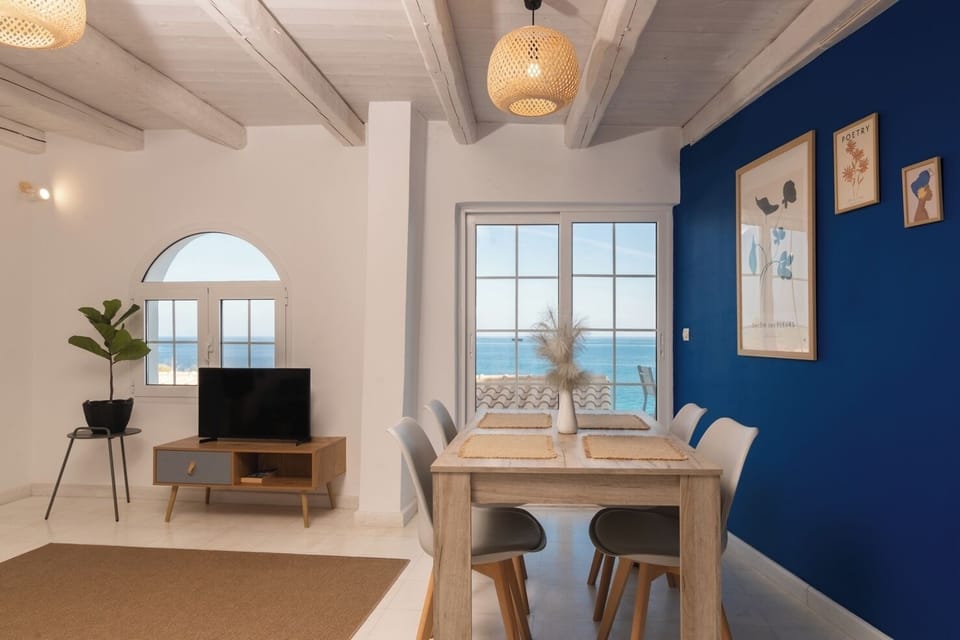 Basic Apartment | Premium bedding, down comforters, in-room safe, laptop workspace