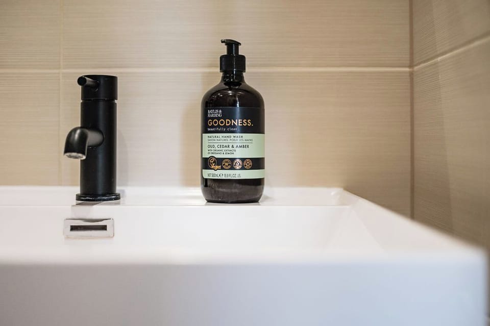 Bathroom amenities