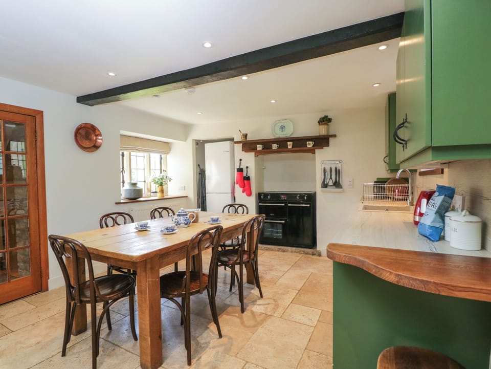 Fridge, microwave, dishwasher, electric kettle