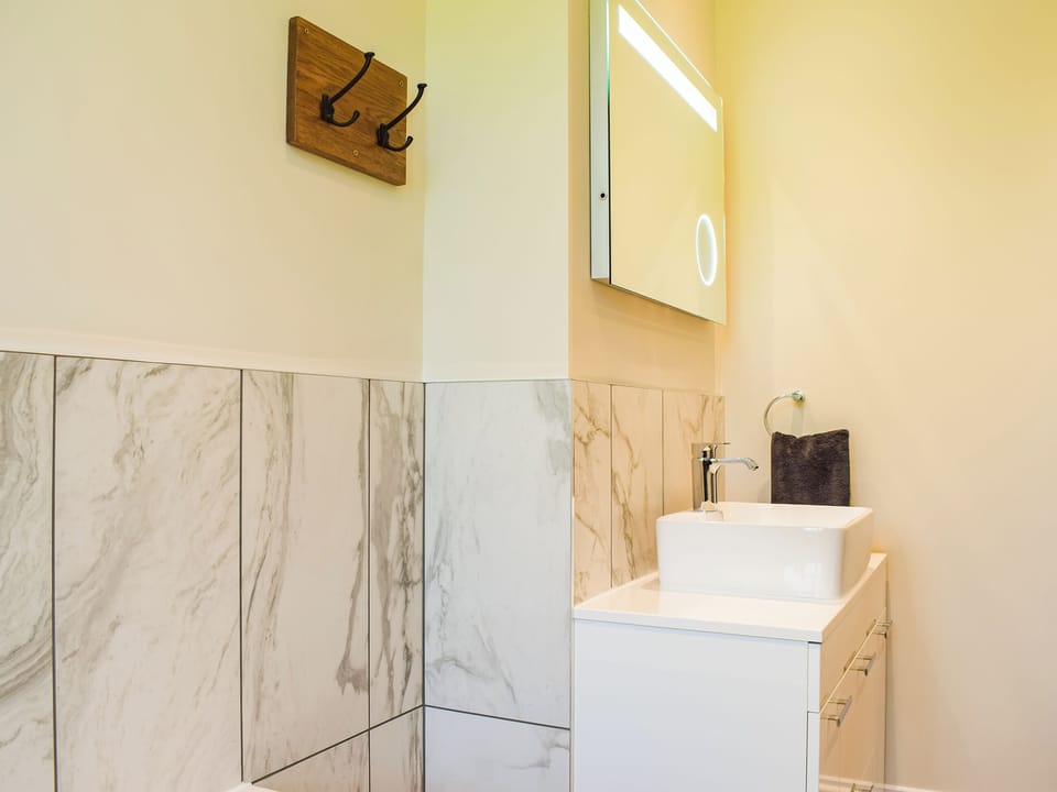 Bathroom | Barnleigh, Ludlow