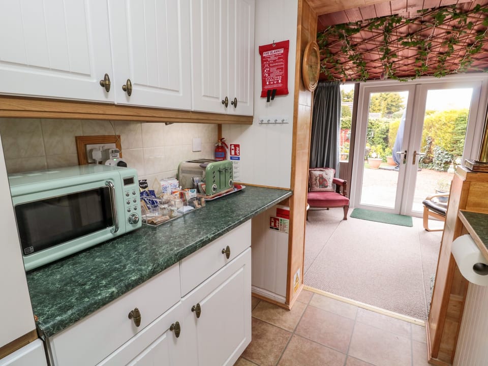 Fridge, microwave, dishwasher, electric kettle