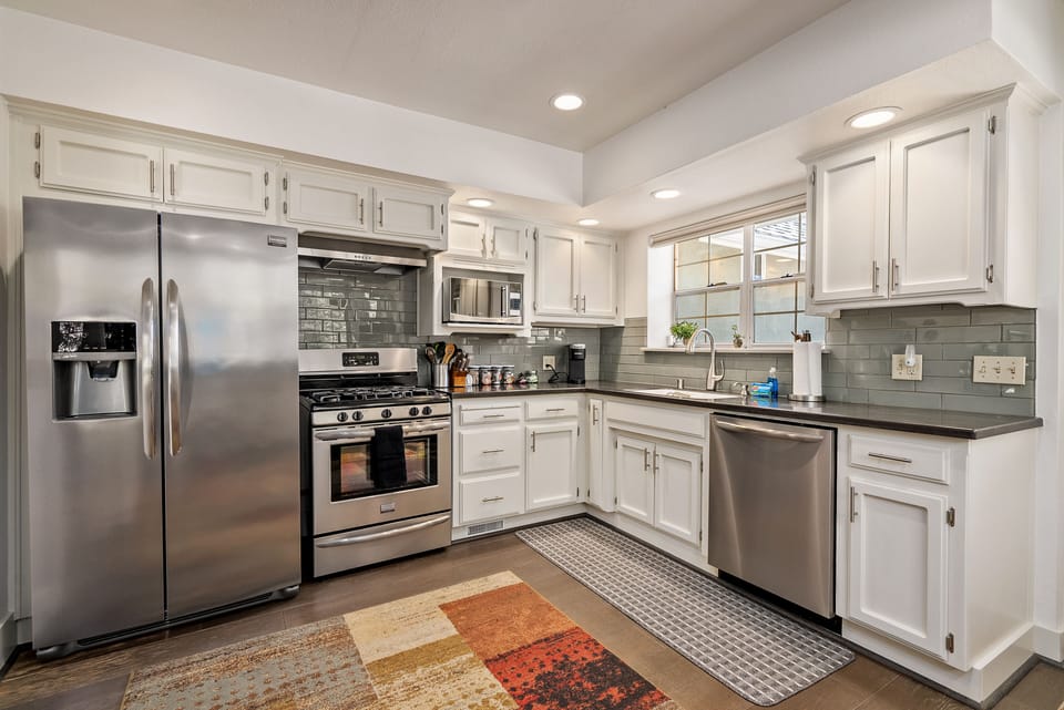 Full Size Appliances so you can cook a wonderful meal