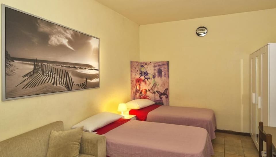 Desk, laptop workspace, iron/ironing board, WiFi (free)