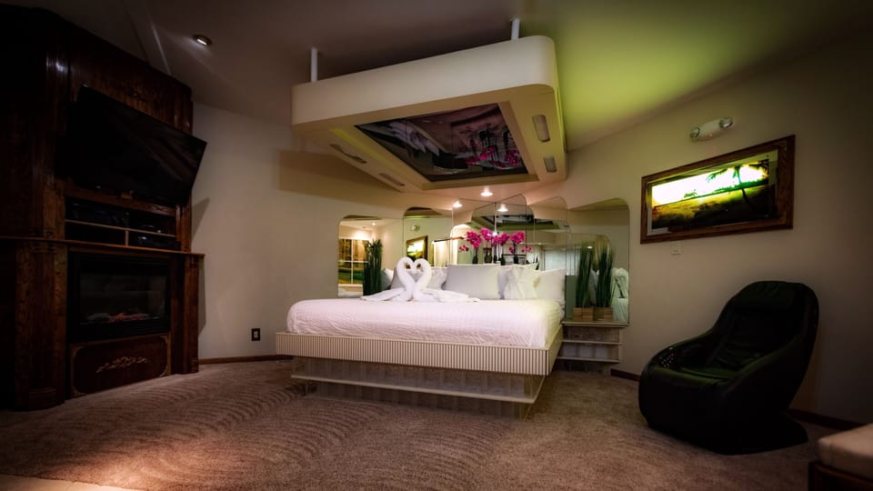 Deluxe Whirlpool | Room amenity