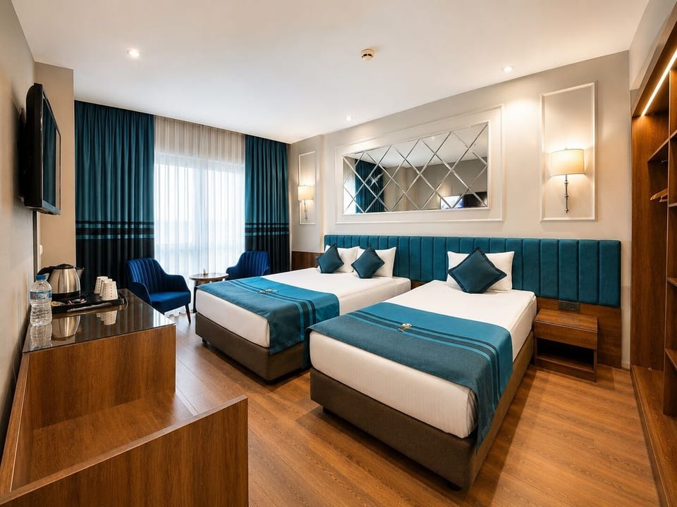 Superior Double or Twin Room, City View | Egyptian cotton sheets, premium bedding, minibar, in-room safe