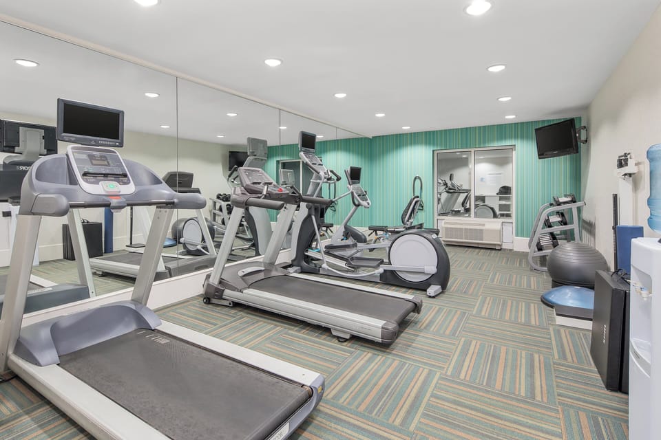 Holiday Inn Express & Suites Greenville-I-85 & Woodruff Rd by IHG Hotel in Greenville