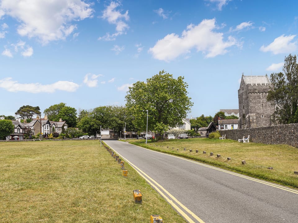 Surrounding area | Secret Spot, Porthcawl