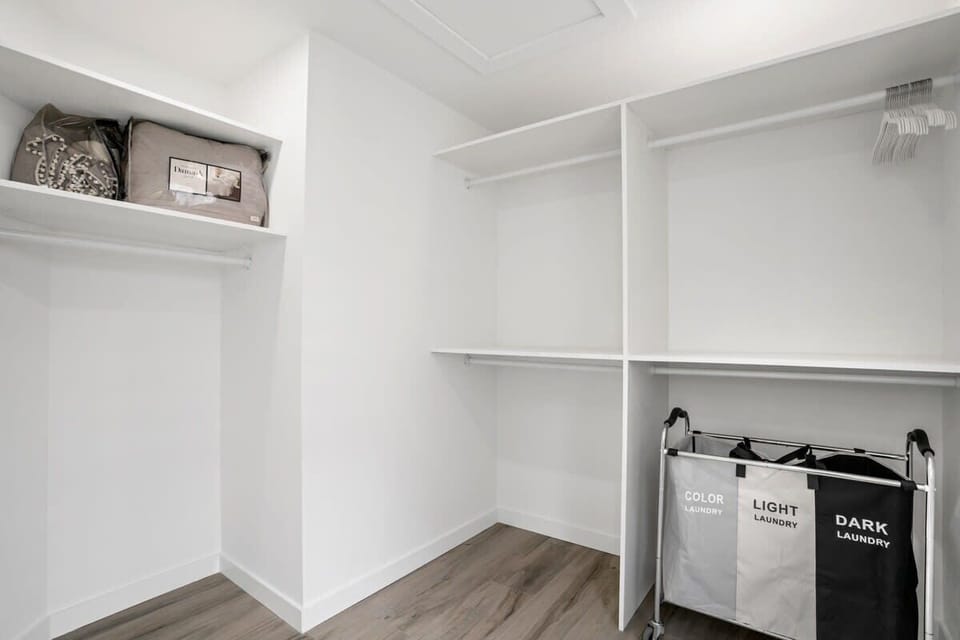 Walk-in closet in Bedroom #3