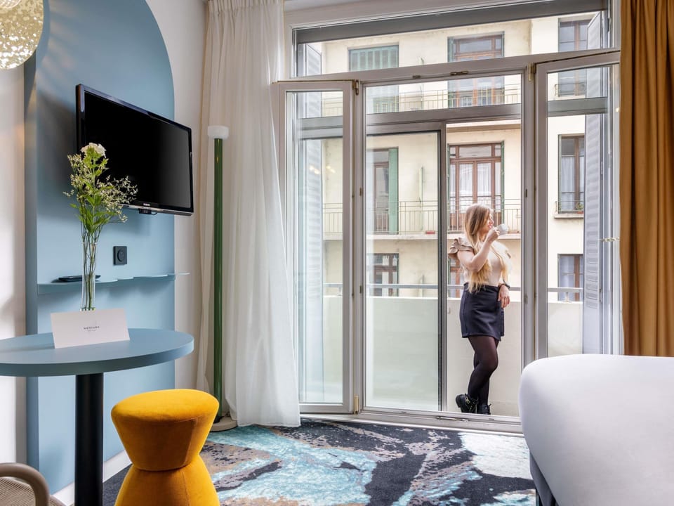 Superior Room, 1 Double Bed, Balcony | 1 bedroom, in-room safe, individually decorated, individually furnished