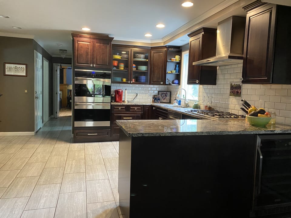 Double convection oven, Nespresso, Keurig, and coffee maker, etc.. 