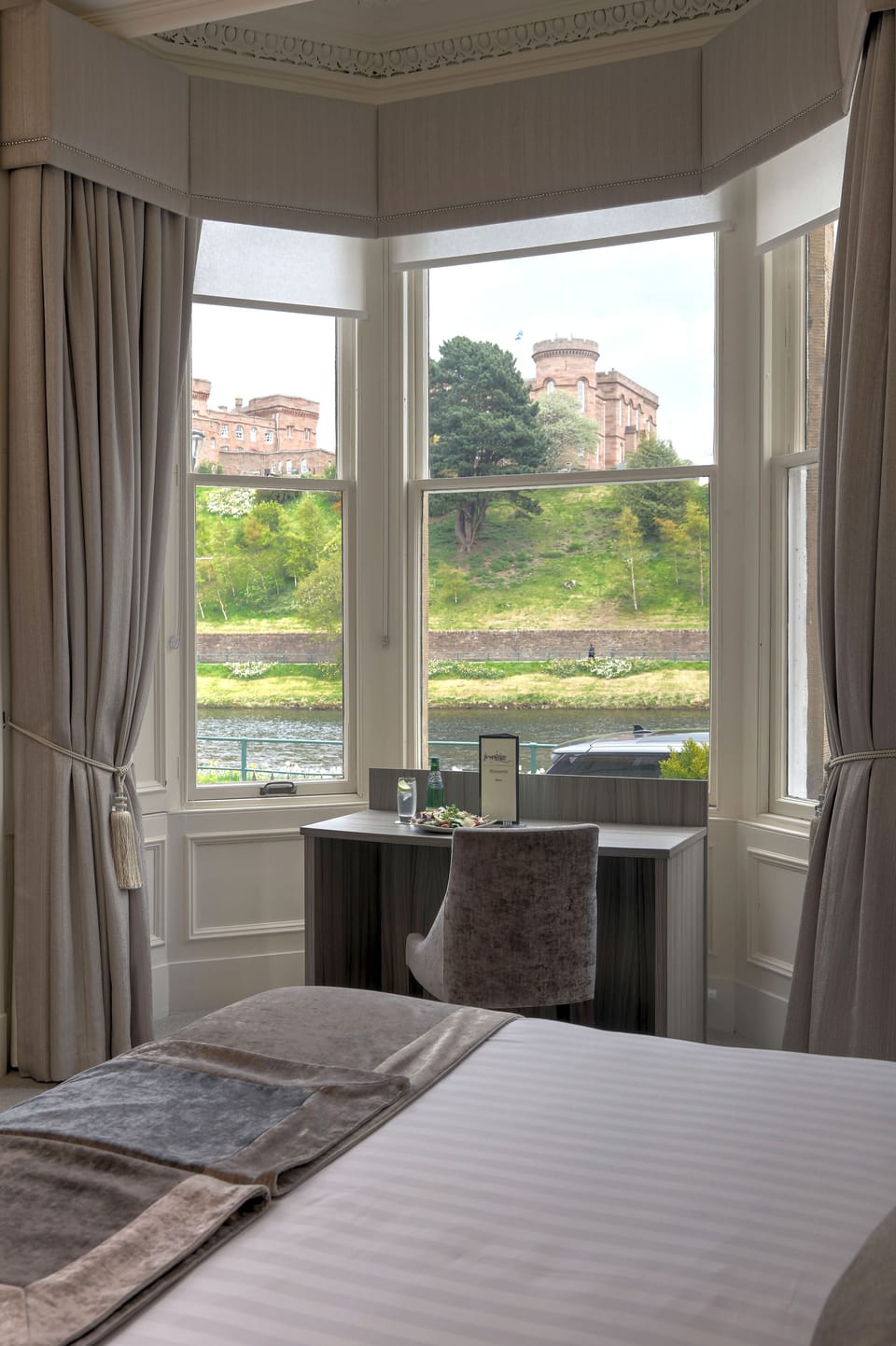 Executive Room, 1 Double Bed, Non Smoking (View) | Desk, laptop workspace, blackout drapes, iron/ironing board