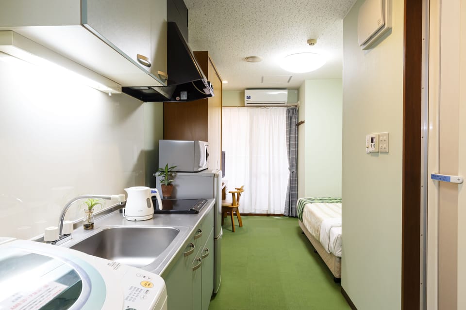 Single Room, 1 Bedroom | Desk, WiFi (free), bed sheets