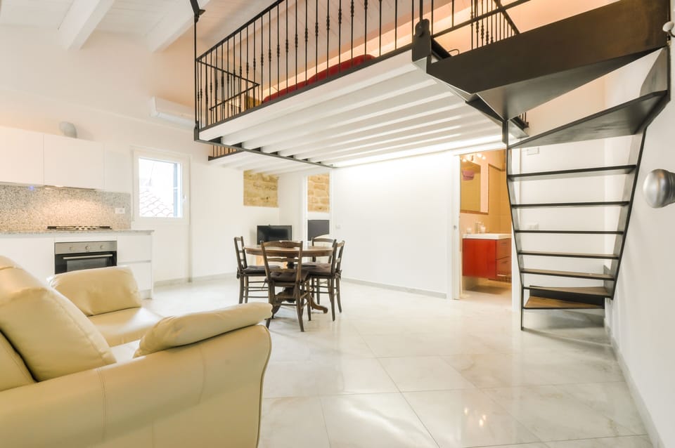 Apartment, Private Bathroom, City View (Loft in the Old Town) | Interior