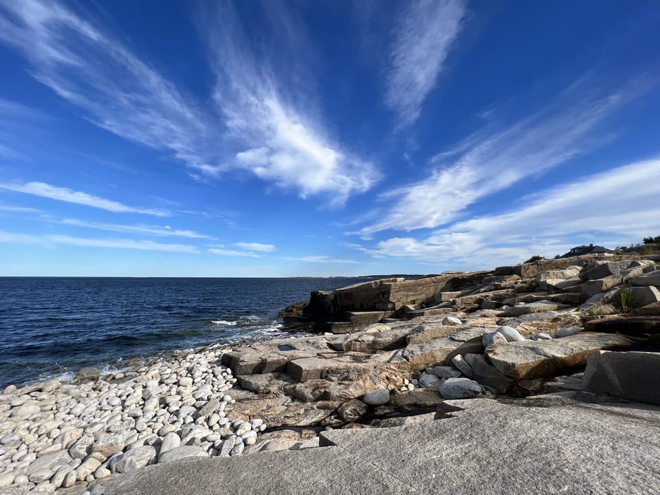 Take a 10-minute walk down to the "secret" Cathedral Rocks