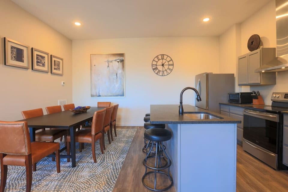 Dining Room and Kitchen