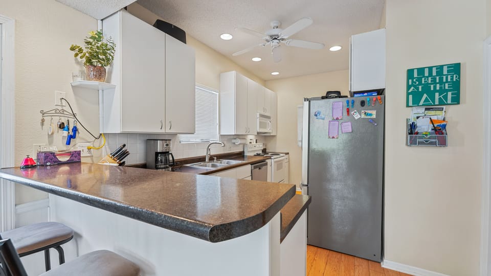 Well equipped kitchen just off the living room.