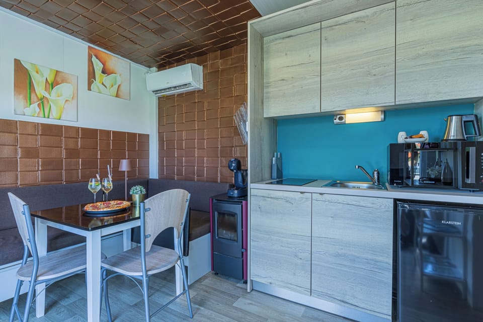 Kitchen and dining area