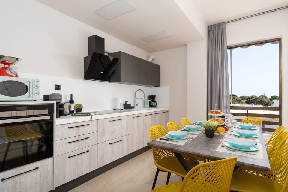 The fully equipped kitchen with all the essentials