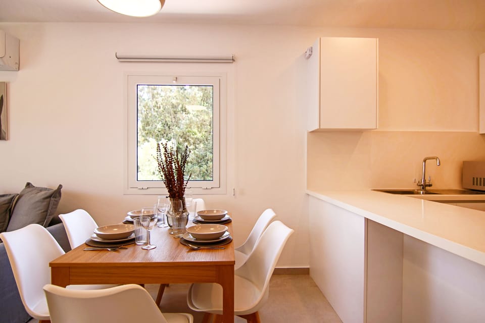 Luxury Apartment | Dining room