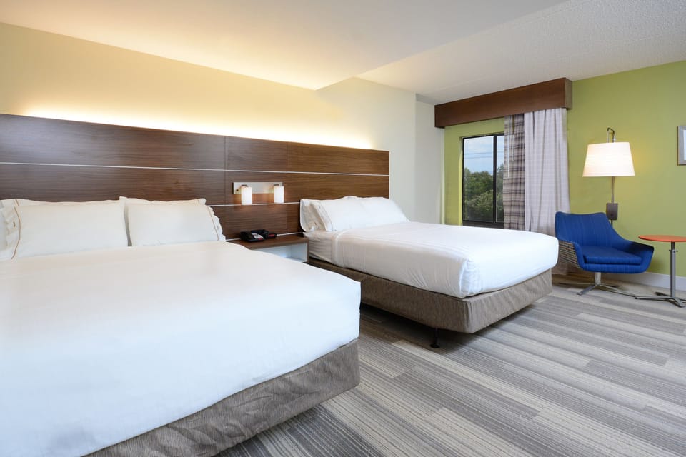 Standard Room, 2 Queen Beds | Premium bedding, in-room safe, desk, blackout drapes