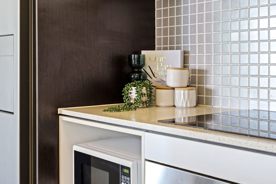 Fully equipped modern kitchen