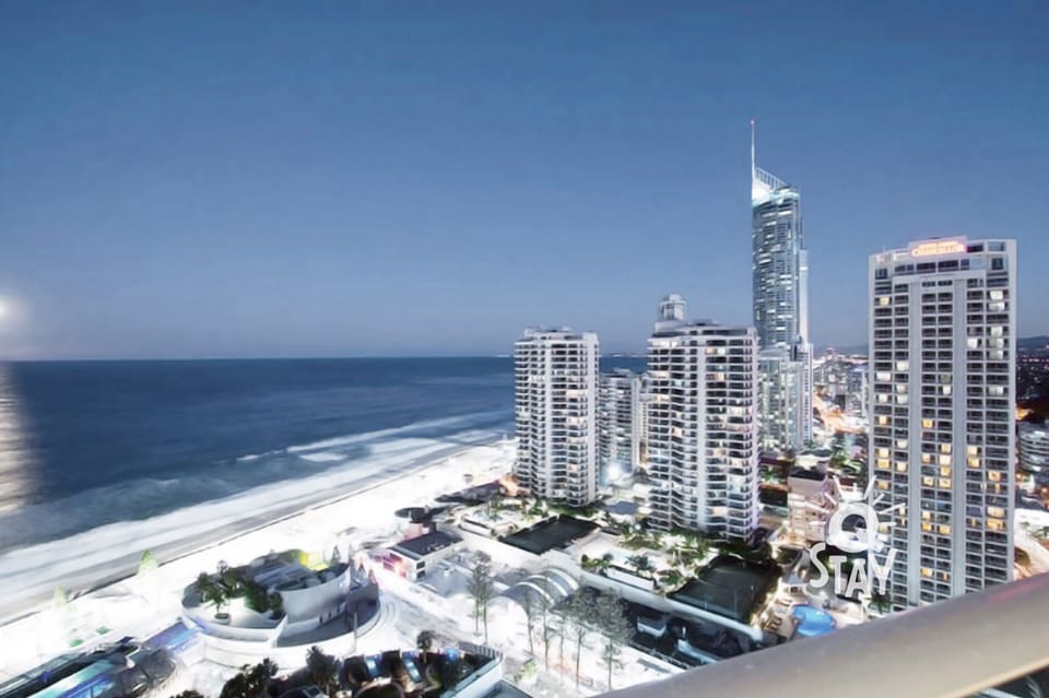 The picturesque city view with the ocean as the backdrop from the balcony😻
