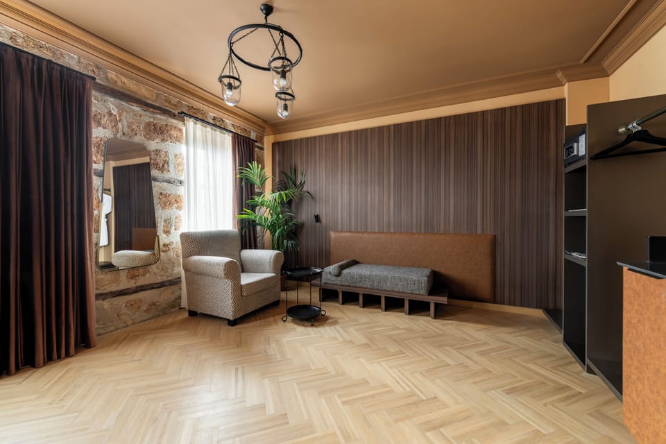 Superior Double Room | Living area