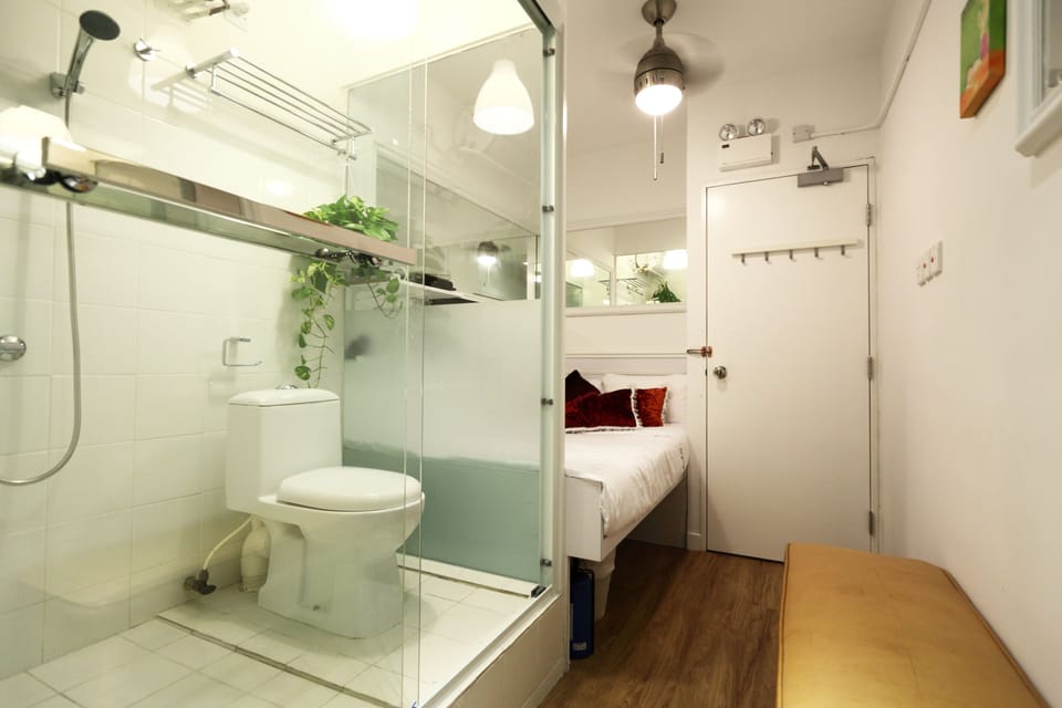 Apple Room | Free WiFi, bed sheets