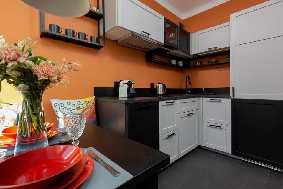 Fully equipped kitchen with coffee maker