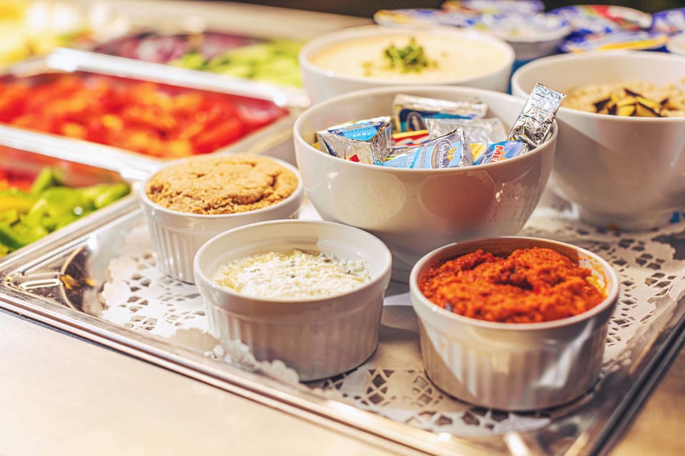 Daily buffet breakfast for a fee