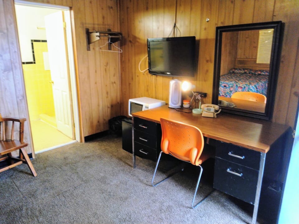 Classic Double Room, 2 Double Beds, Non Smoking | Memory foam beds, individually decorated, individually furnished, desk
