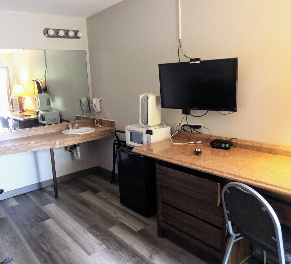 Memory foam beds, individually decorated, individually furnished, desk