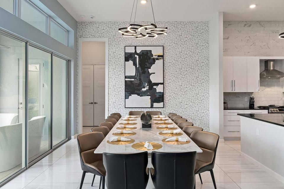 Dining Room *Highlight*