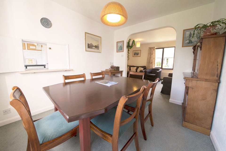 Beck Yeat Cottage Coniston dining room
