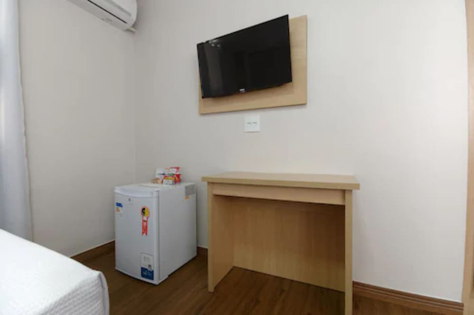 Standard Apartment | Minibar, blackout drapes, free WiFi, bed sheets