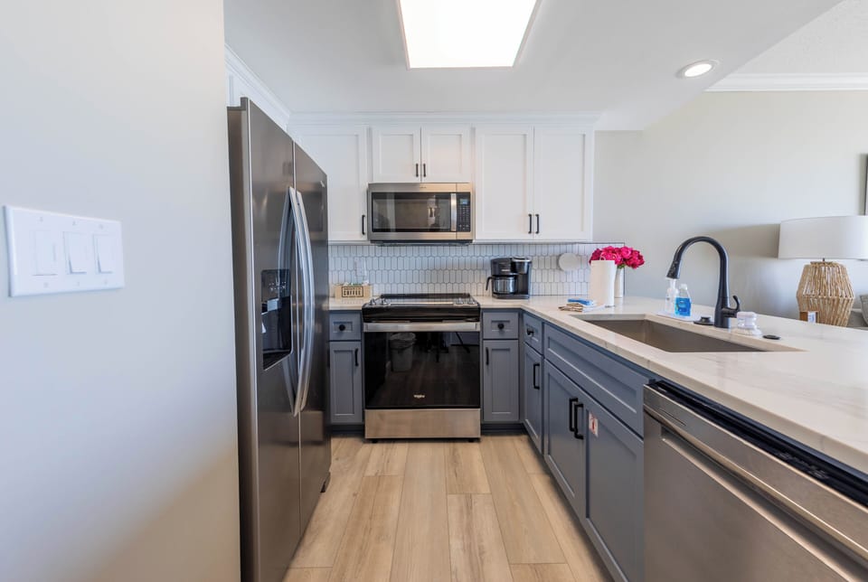 Fully stocked kitchen