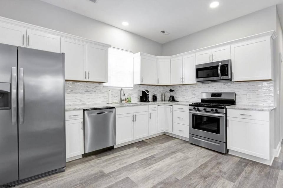 Spacious and stocked kitchen
