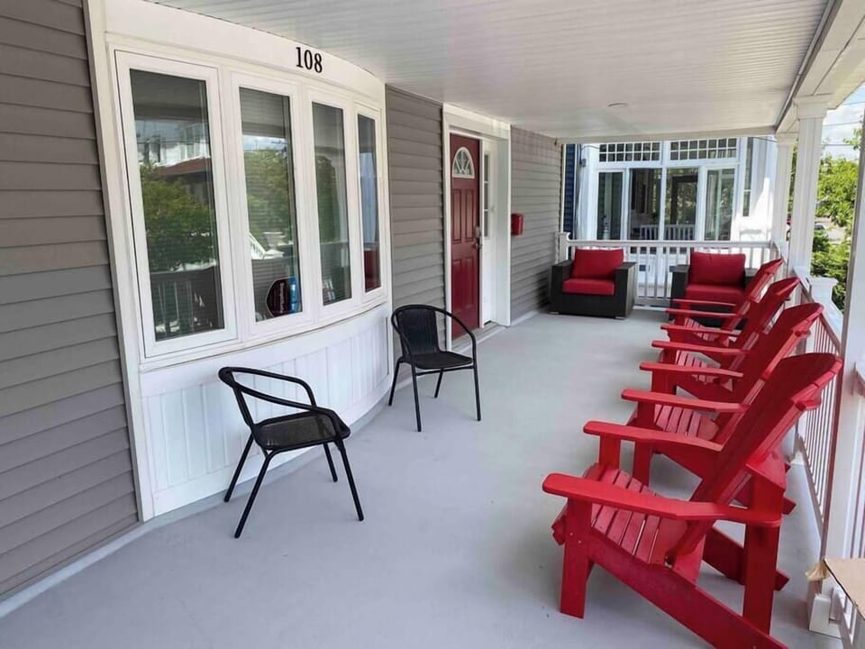 Covered front porch