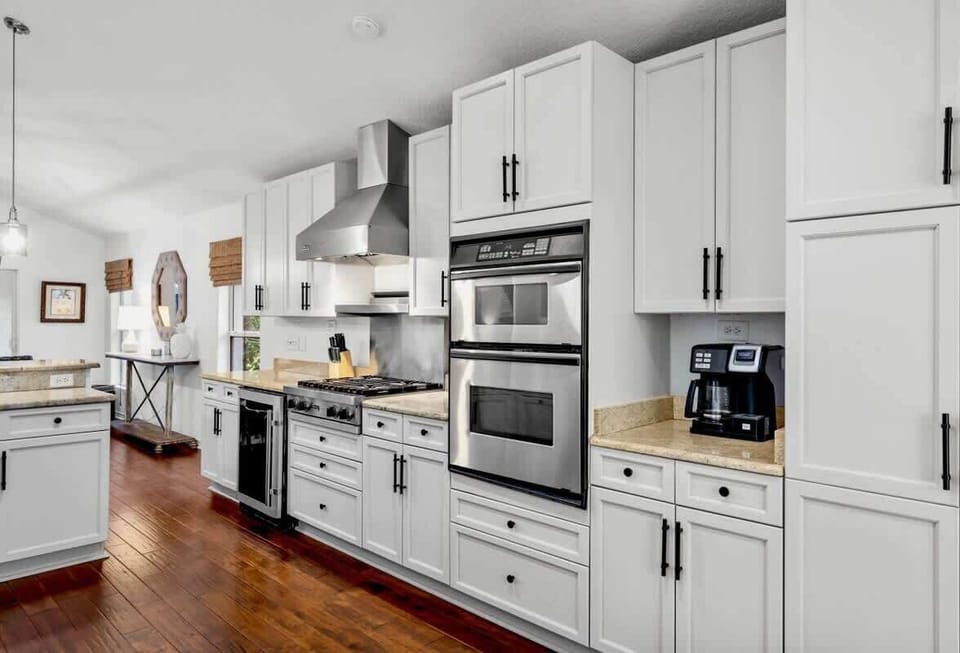 Sparkling Clean and Bright w Viking Appliances