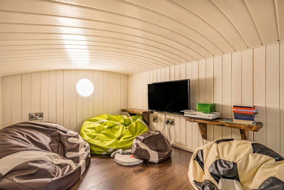 The cool kids only zone upstairs has an Xbox, comfy beanbags and lodge WIFI.