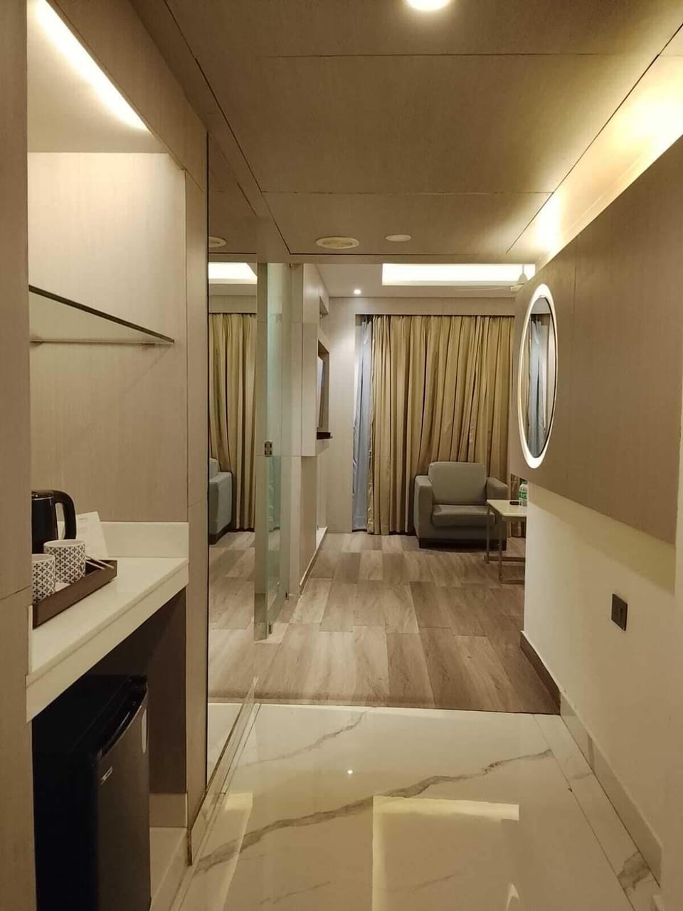 Deluxe Suite (Deluxe Suite) | Down comforters, minibar, in-room safe