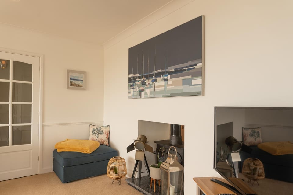 Apartment, Ensuite, Sea View (7 Min Walk To Beach) | Miscellaneous