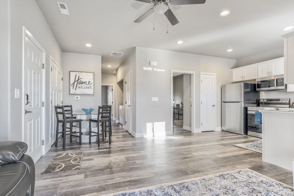 Kitchen-Dining Area