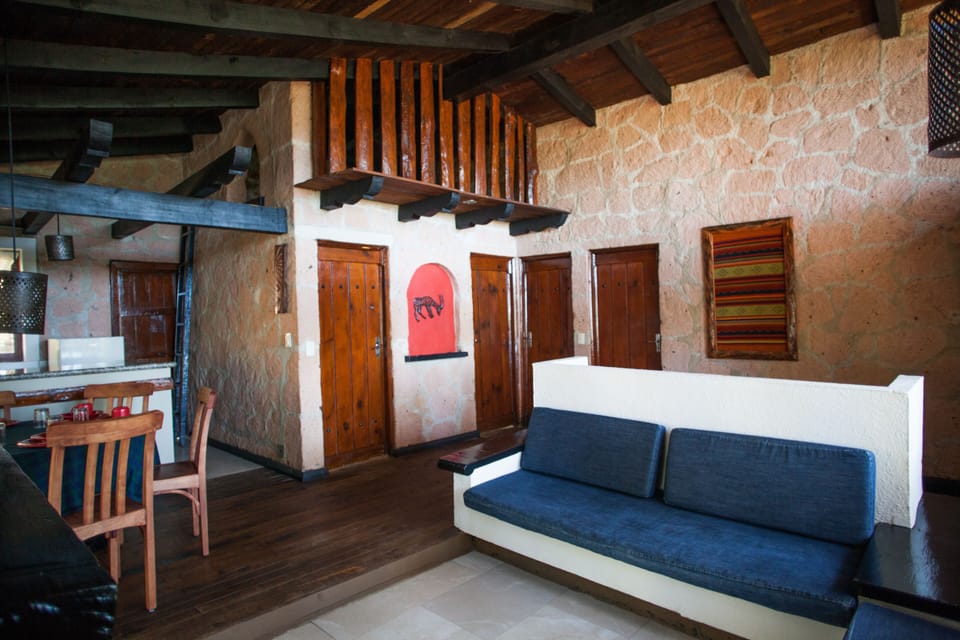 Cabin, 2 Bedrooms, Kitchen | Living area | 32-inch flat-screen TV with cable channels, fireplace